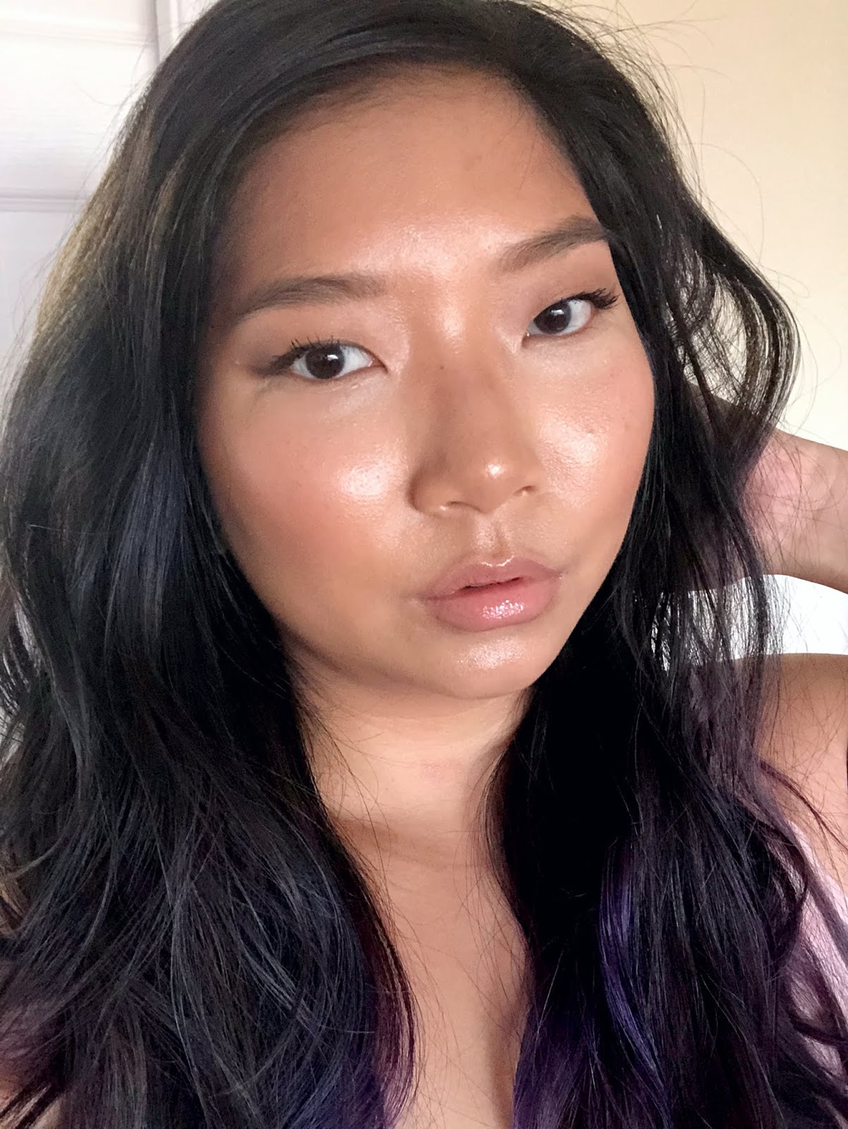 Review, Chanel LES BEIGES Sheer Healthy Glow Highlighting Fluid - Summer  2020