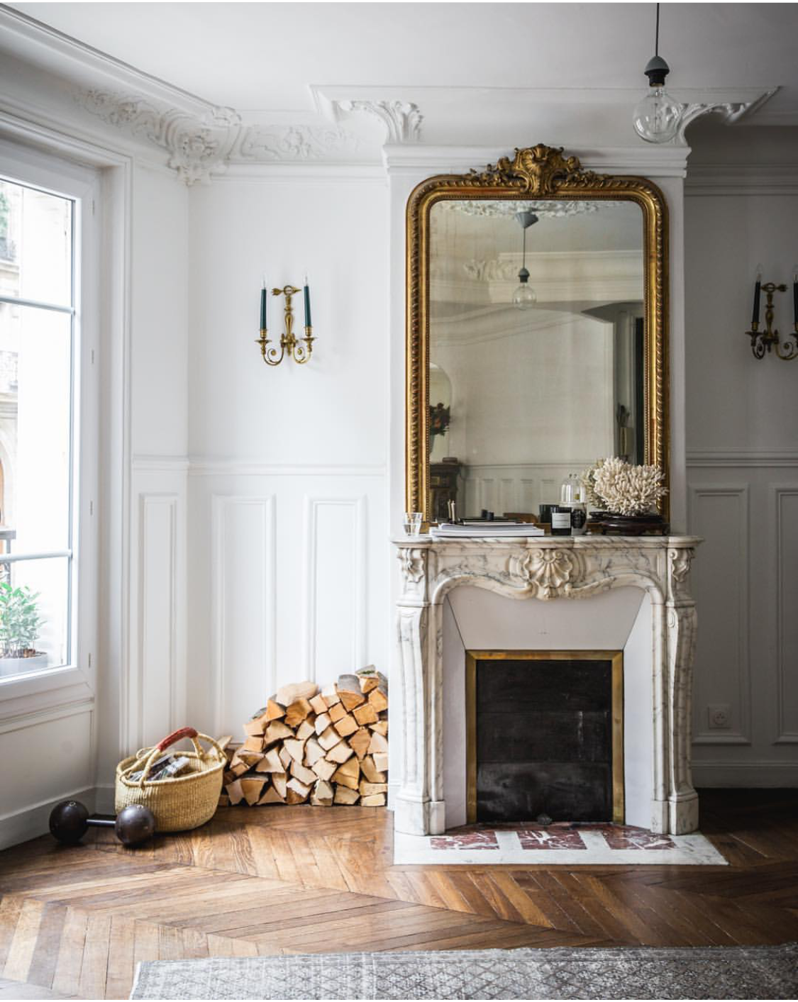 A Paris Apartment | Décor: Apartment La Fayette, Paris