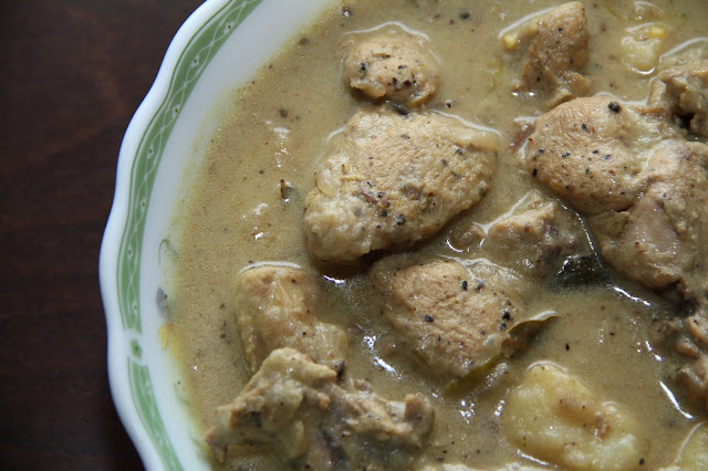 Sini's Menu.....The Kitchenmagic.....: Chicken Stew Kerala Style