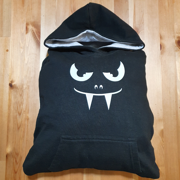 How to recycle old clothes into cushions Lifestyle & DIY blogger with