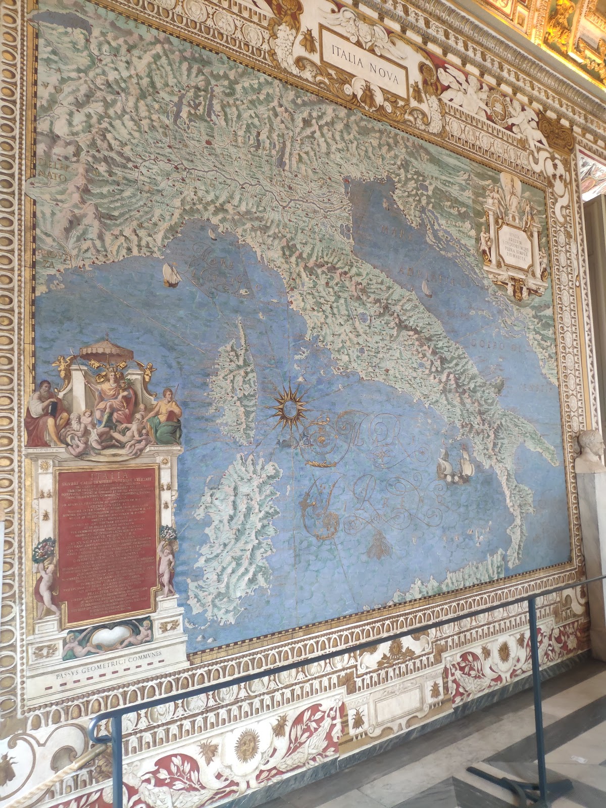 EntreVoir Musées Vatican Galerie des cartes géographiques