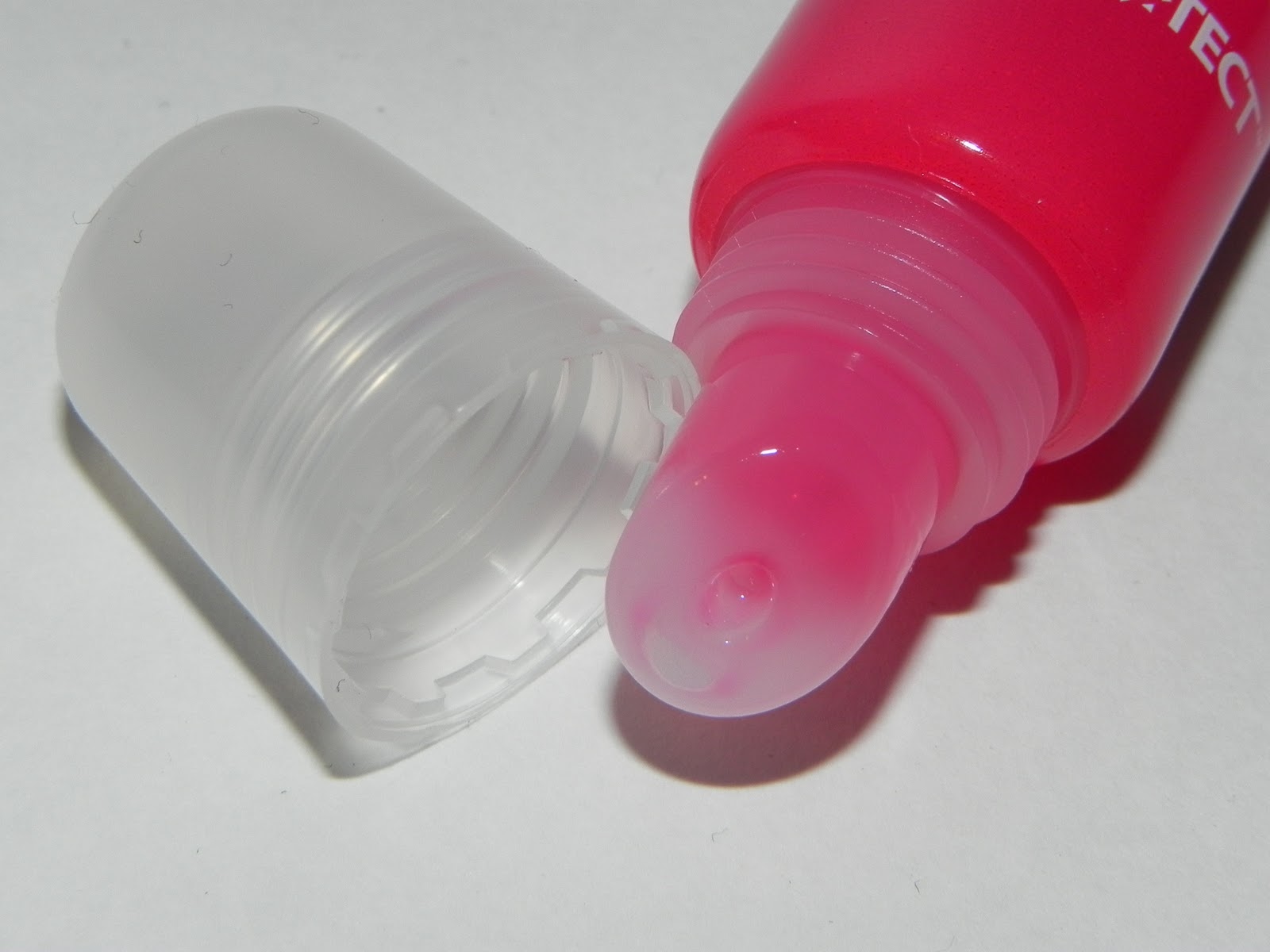 Pandanna92 Hawaiian Tropic Lip Gloss Review