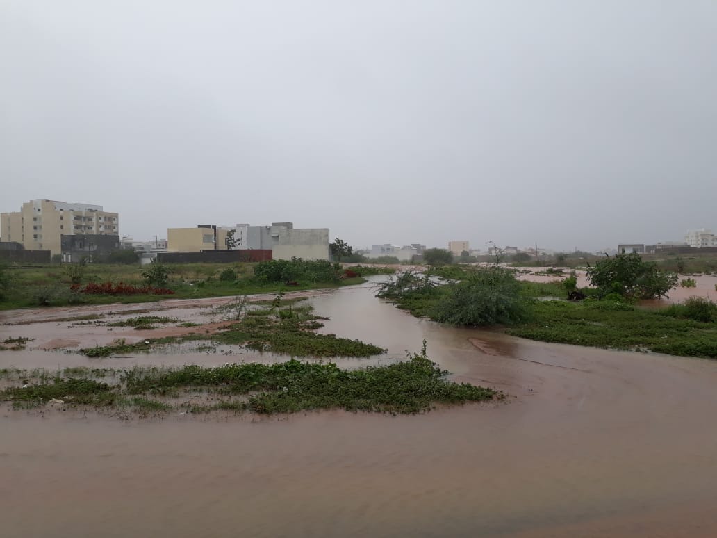 Chuva na região é considerada histórica, em apenas 15 horas choveu quase 200 mm Chuva na região é considerada histórica, em apenas 15 horas choveu quase 200 mm