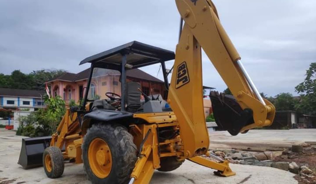 Pusat Jual Beli Alat Berat Bekas Terlengkap Backhoe Loader JCB 3CX