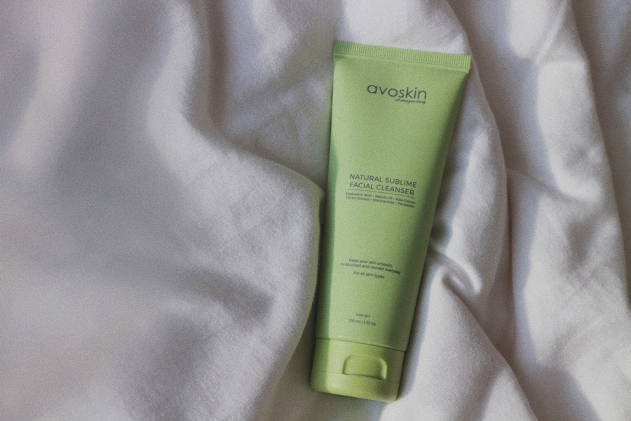 review avoskin natural sublime face cleanser
