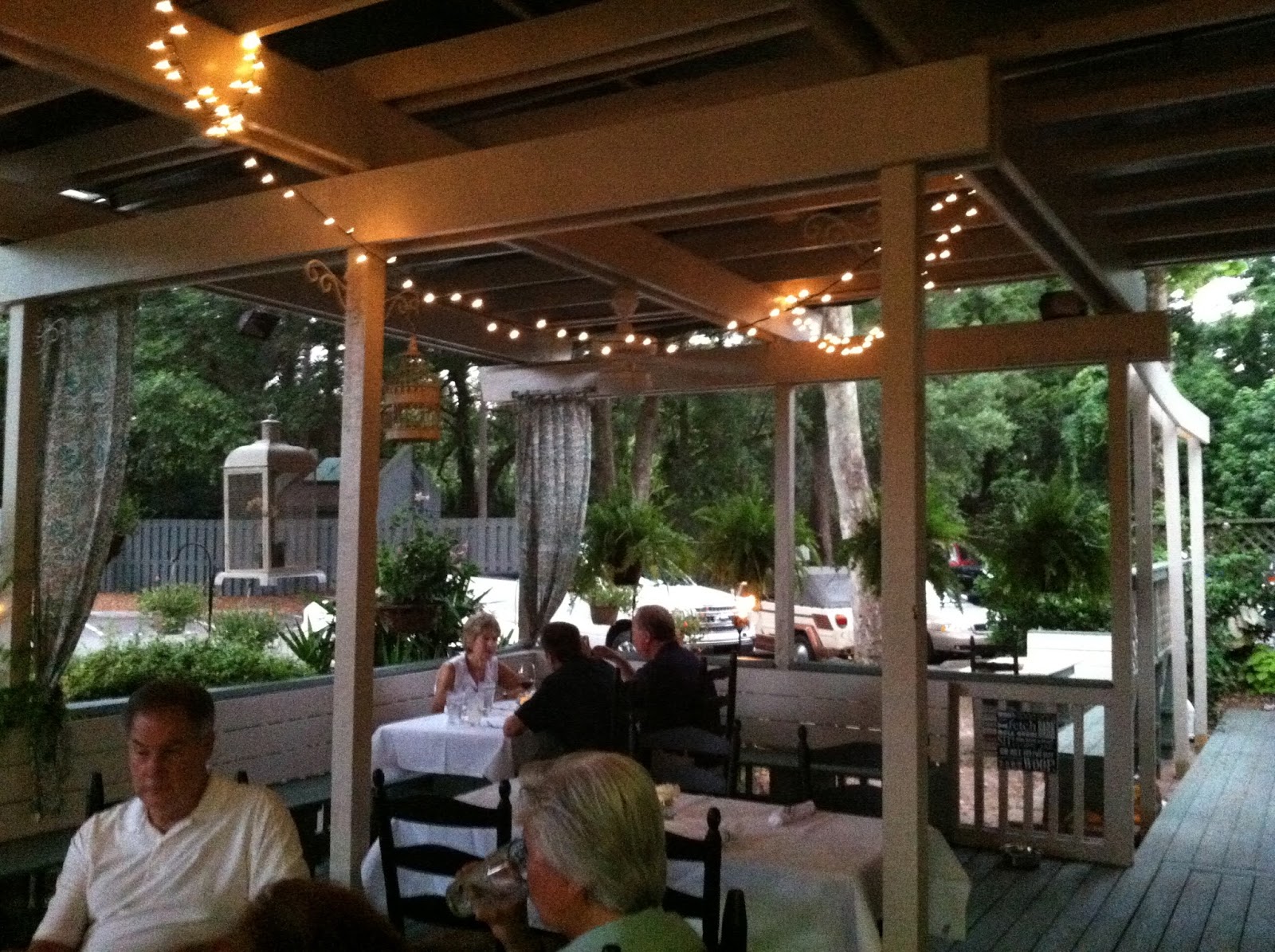 Dan Cirucci Hilton Head's 843 A Great New Dining Experience!