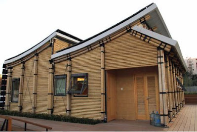 Rumah bambu Jepang