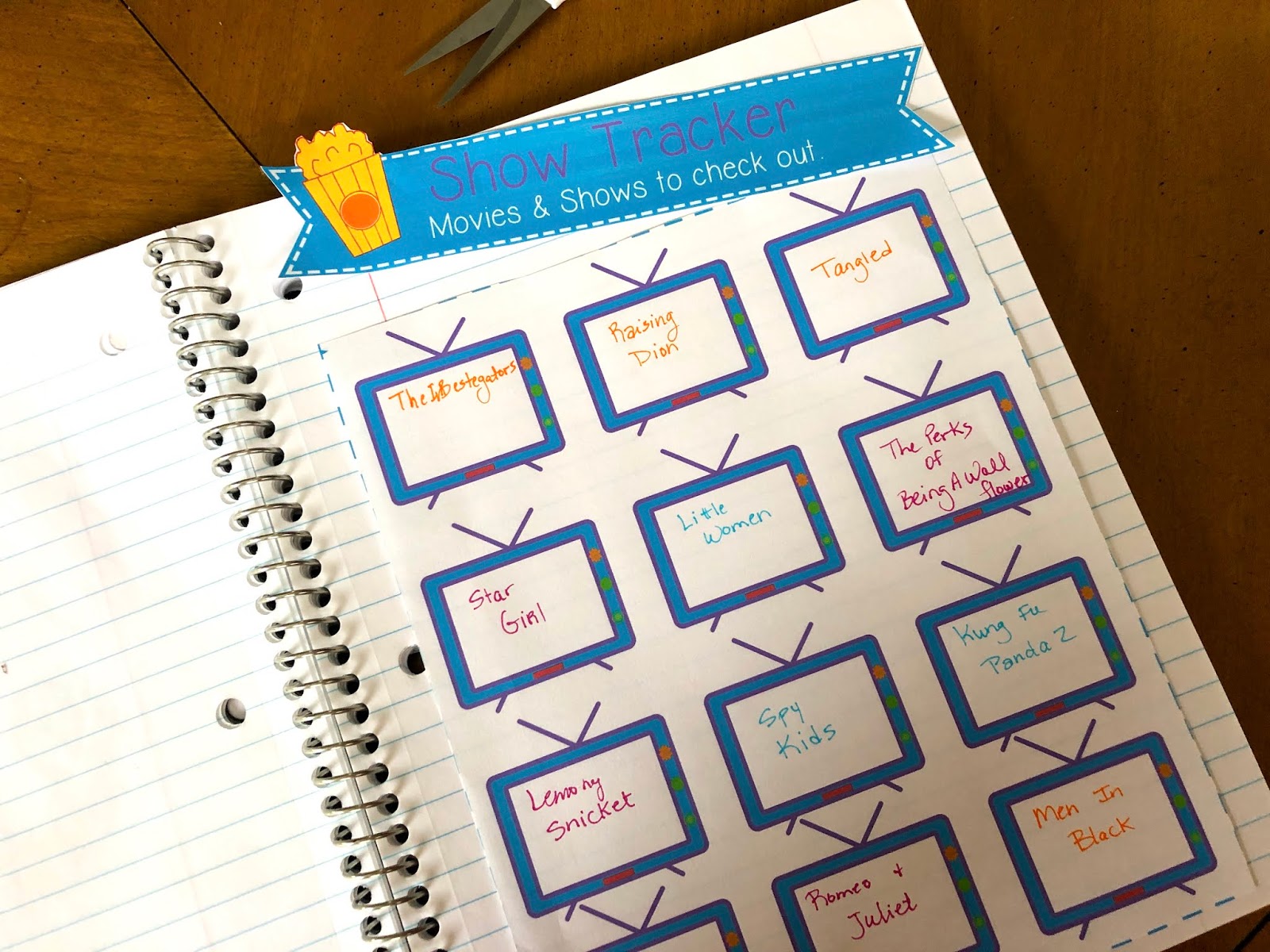 How to Make a Journal for Teens and Tweens {FREE Printables}