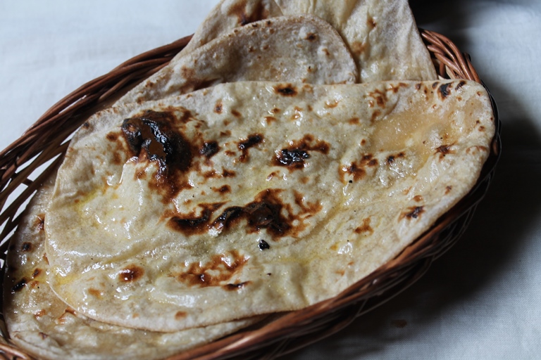 Tandoori Roti Recipe / Tandoori Roti on Stove Top Recipe collection