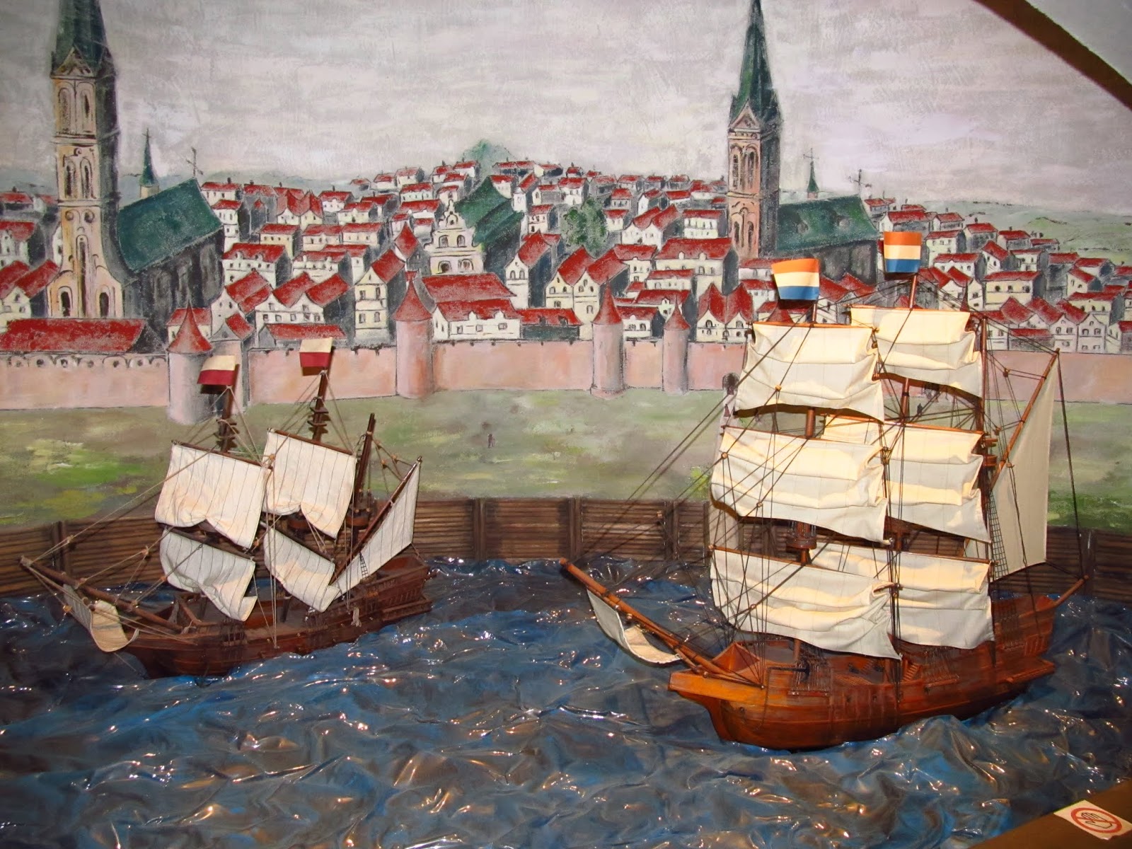 Capital Marine Modellers' Guild: Latvia war museum - boats