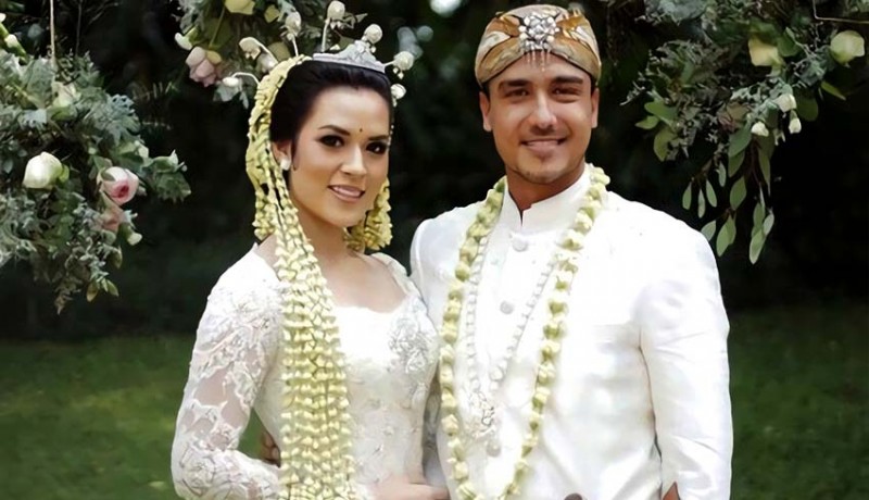 Tata Rias Pengantin Sunda