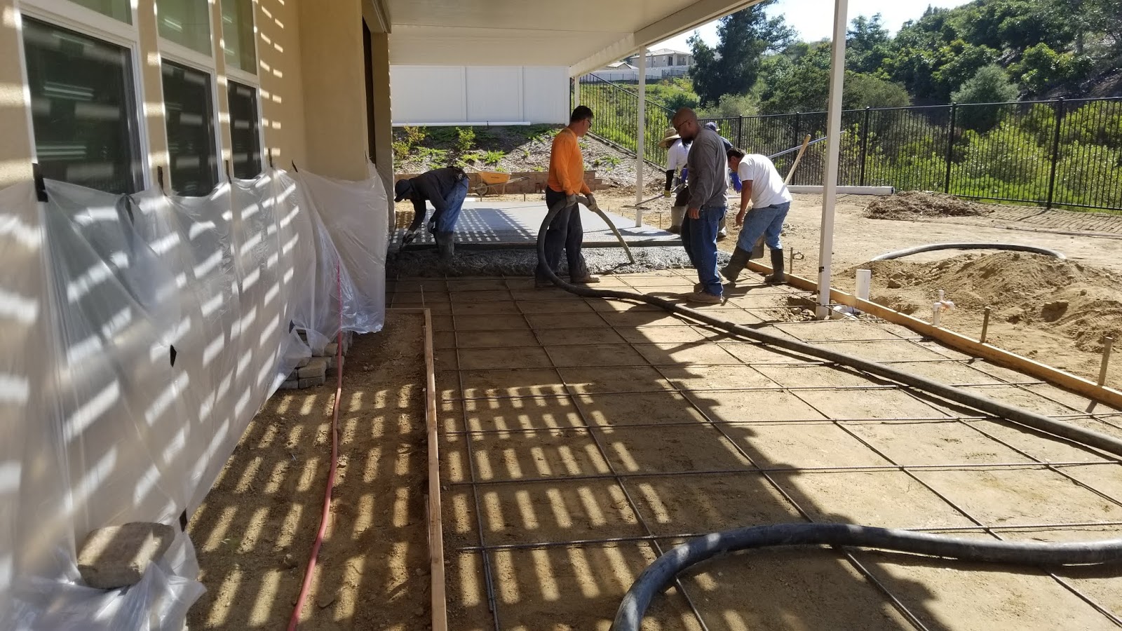 The 2 Minute Gardener Photo Pouring a Concrete Patio