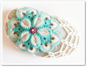 African Flower Hexagon Crochet: 9 Greatest Patterns to Try: (Crochet  Stitches, Crochet Patterns) by Amber Hooks