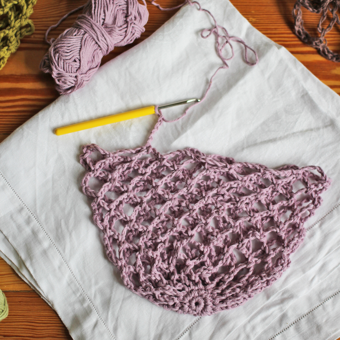 Frau Tschi Tschi Amigurumi Bucherwurm Hakeln Anleitung Kostenlos