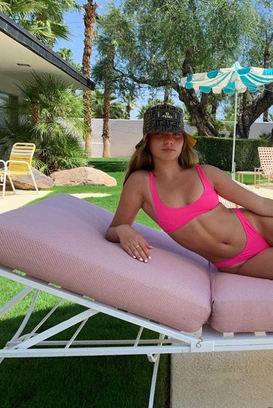 Maddie Ziegler in Bikini in Palm Springs Instagram Photos 2 Sep2019