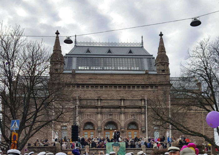 Turun Taidemuseonmäki vappuaattona 2018