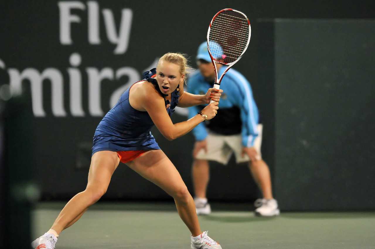 Caroline Wozniacki Vs Maria Sharapova Upskirt Moment In Indian Wells Semifinal Celebrity Scandal