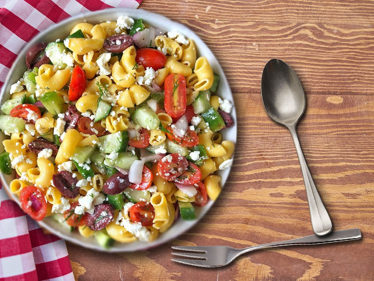 Delicious Easy Greek Pasta Salad - Crispyfoodidea - Crispyfoodidea