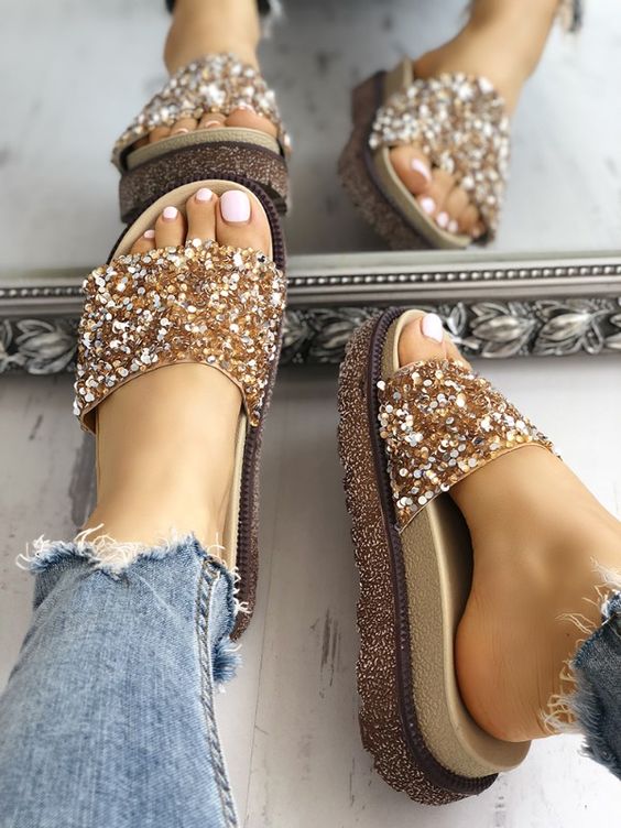 35 Different Types Of Sandals For Ladies with Pictures | Bling Sparkle