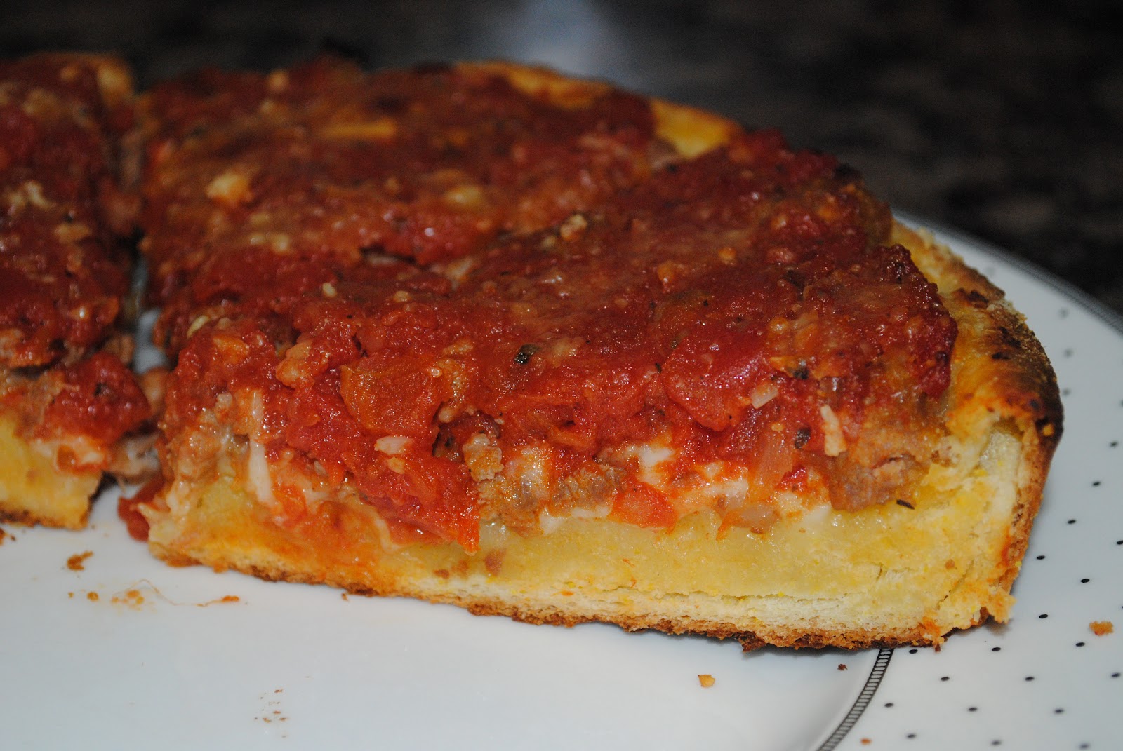 Fabulously Delicious: Deep Dish Pizza
