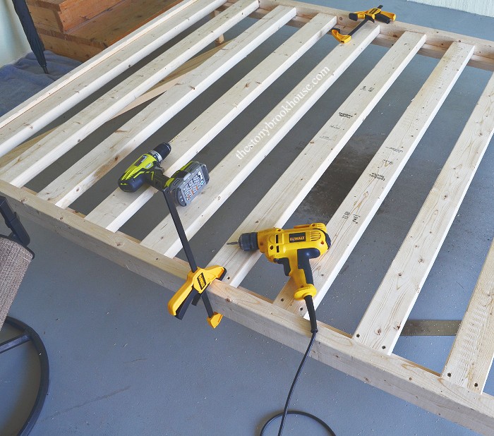 Easy Bed Frame for Under 40! The Stonybrook House