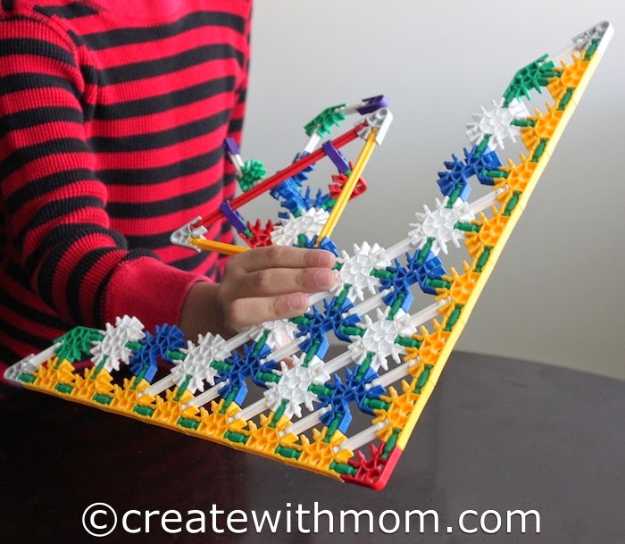 Create With Mom K'NEX Toys For the Holidays and Giveaway