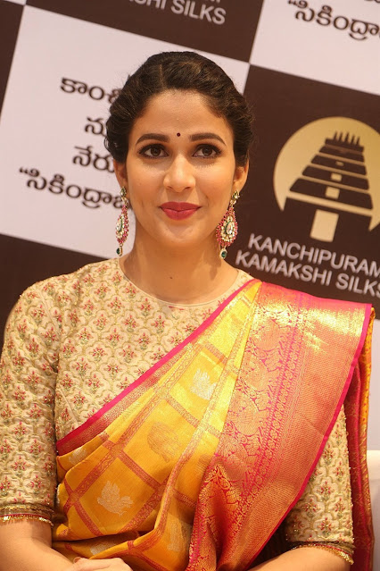 Lavanya Tripathi launches Kanchipuram Kamakshi Silks 11