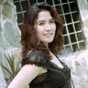 Profil Biodata Nicky Astria