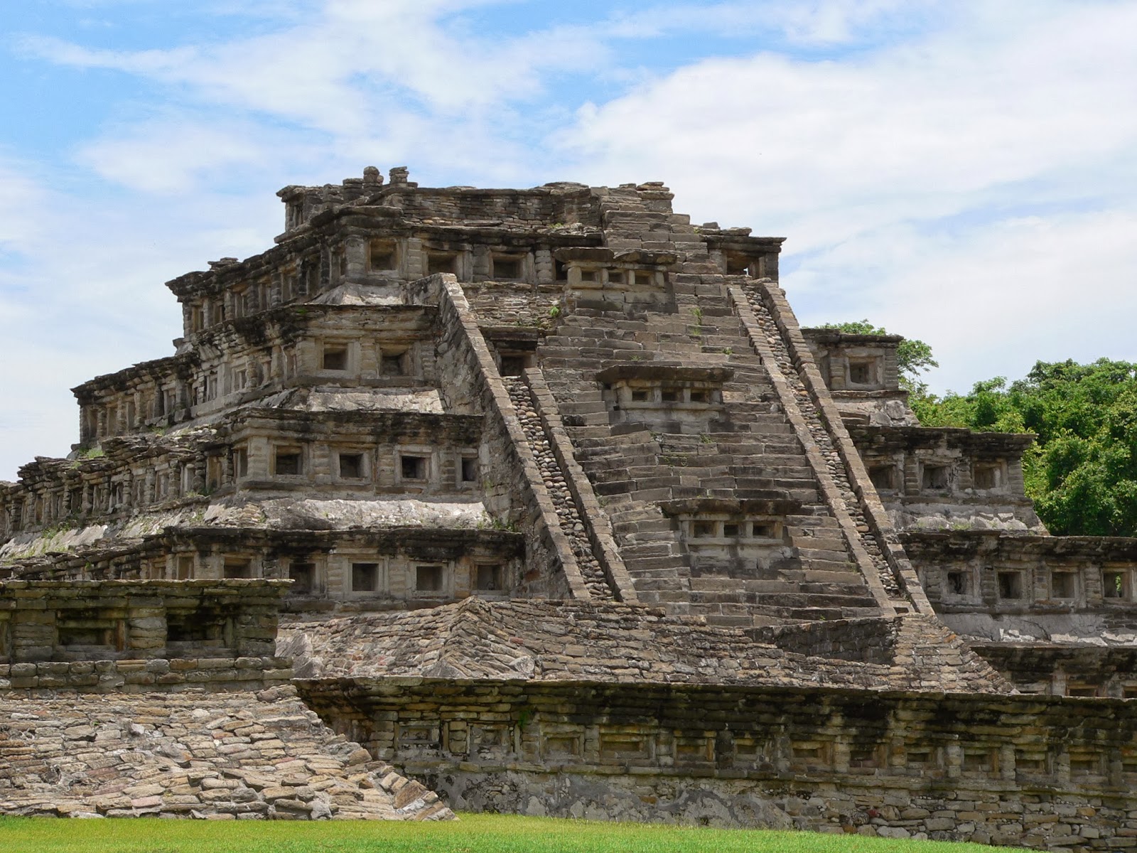 Tajín, Papantla, Veracruz, imagen de Wikipedia.