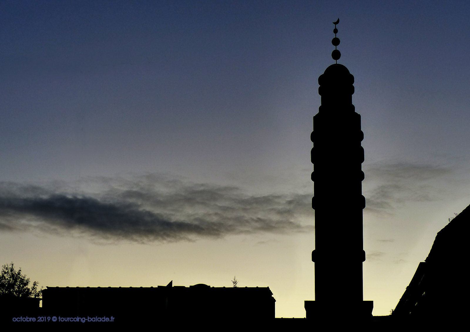 Mosquée Es-Salam, Tourcoing - Minaret de nuit