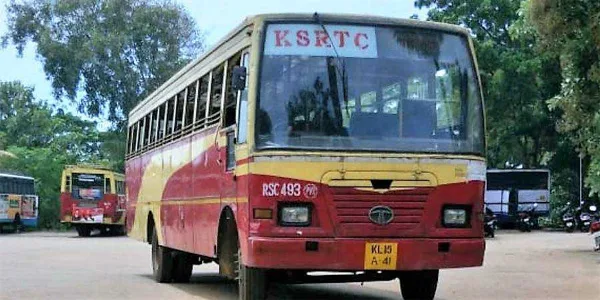 Clash between two woman over a seating space in bus, both injured, News, Local-News, Women, Clash, Humor, Attack, Bus, Kerala