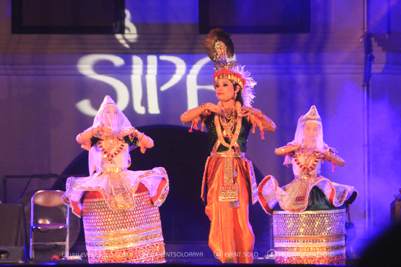 Manipuri Dance (India)