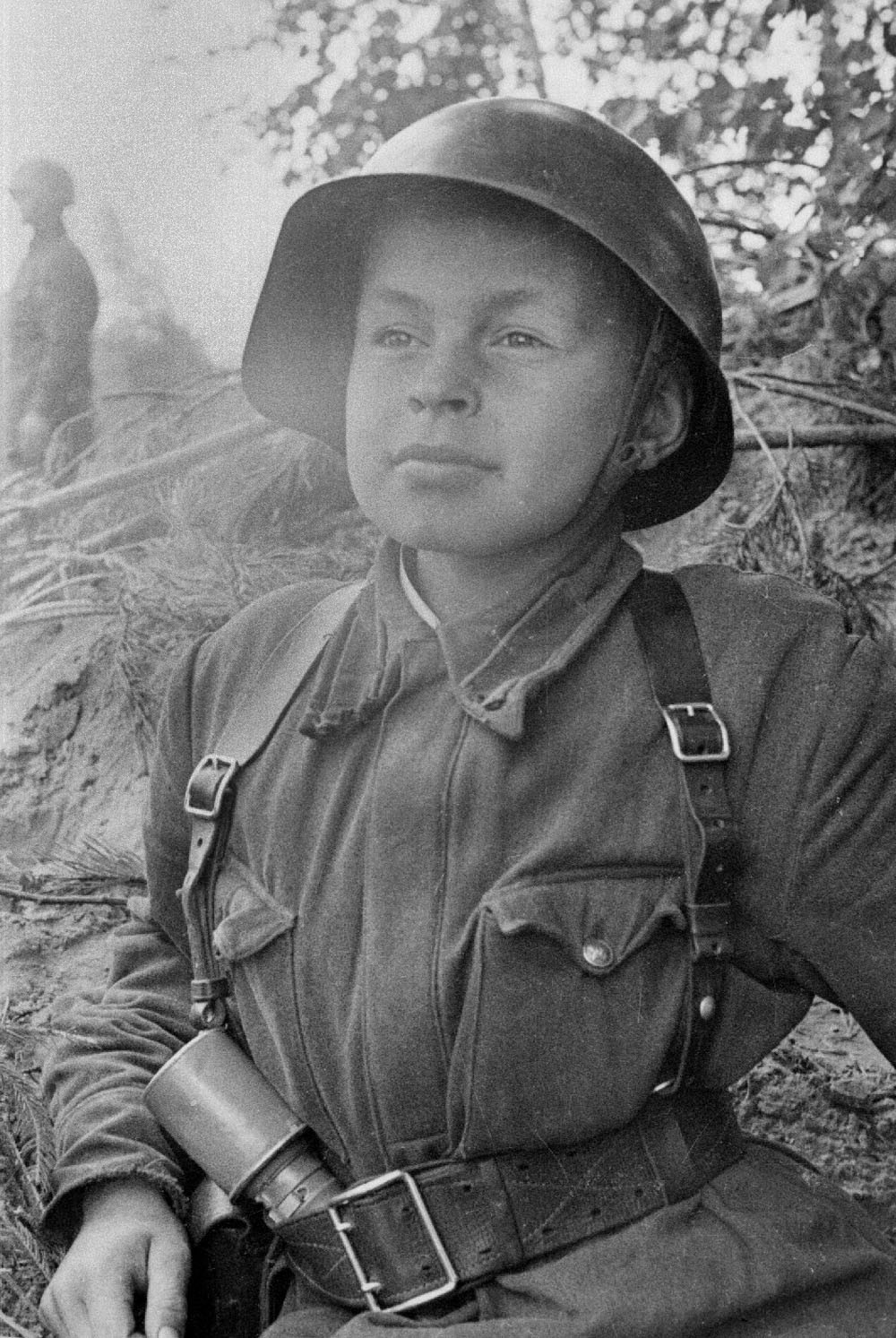 29 Vintage Photos of Child Soldiers in World War II Vintage Everyday