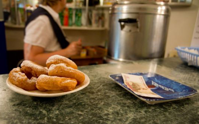 Ленинградская кухня уникальна для досоветского и советского периода.