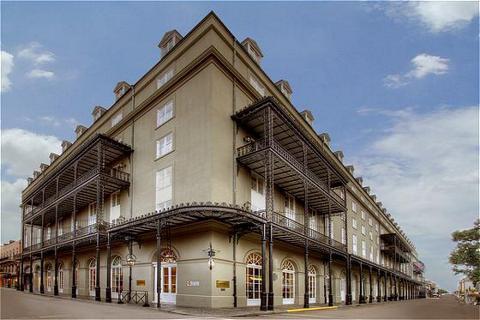 US Slave: Old St. Louis Hotel and Slave Market in New Orleans