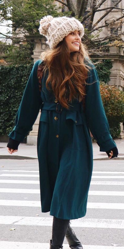 23 Stylish Fall Fashion Ideas for Women Over 30. We’ve taken the liberty of compiling a list of fall outfit ideas for women over 30. Fall Style via higiggle.com | trench coat | #fashion #falloutfits #style #coat