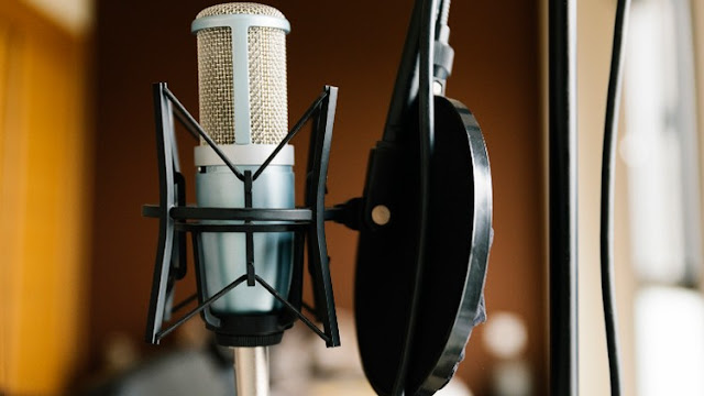 The Complete Audiobook Production and Narration Course Business
