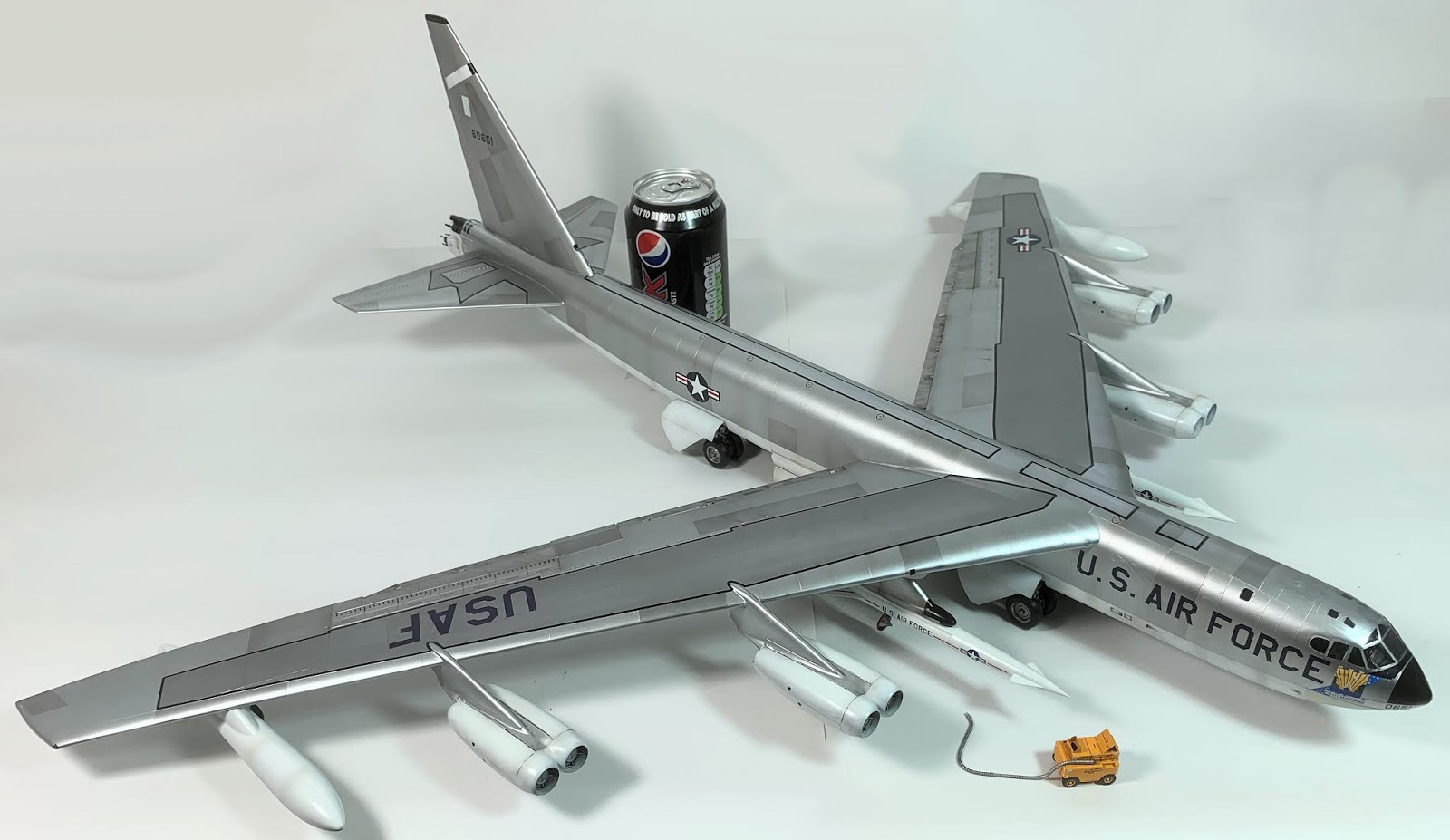 B 1 модель. Revell rockwell b-1b lancer 1/48. B 1 модель. Revell b12 бомбардировщик. B 1 модель.