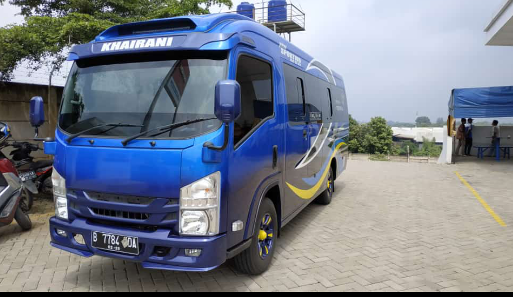 Sewa elf bekasi