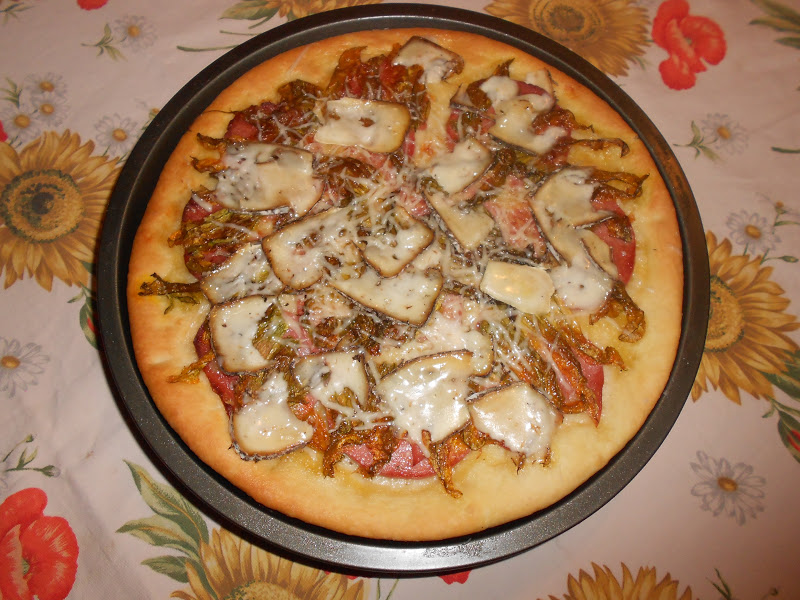 La vispa Teresa Pizza con mortadella fiori di zucca e l'Ottavio