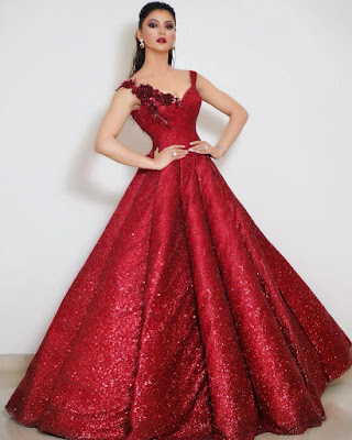 urvashirautela 53492060 635656976874956 1817611755119389839 n Urvashi Rautela Wallpapers, Pictures, Images & Photos