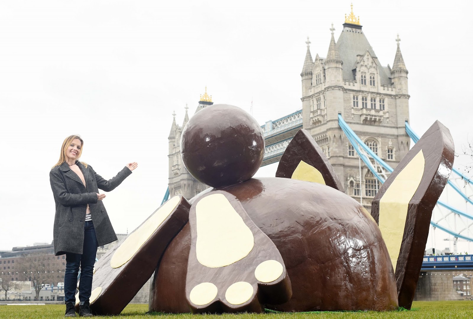 Dr. Oetker's Giant Chocolate Bunny Bum Tours The UK