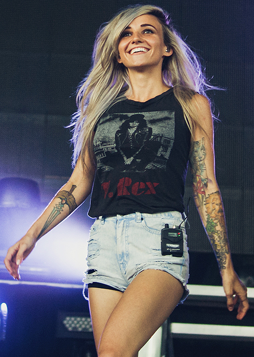 Alternative Fitspiration: Lights Bokan