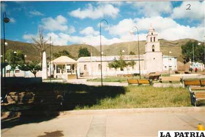 Huayllamarca (1990): municipio orureño, Bolivia