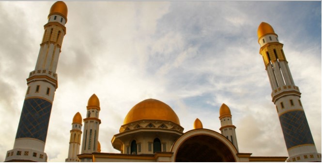 Masjid Agung Baiturrahim Peninggalan Kerajaan Islam di Papua