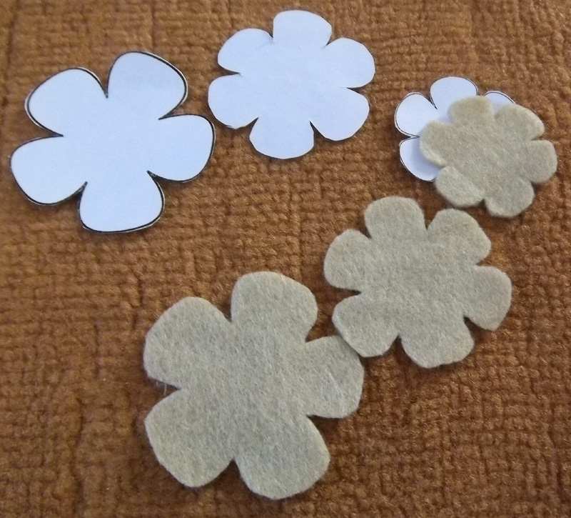 How To Make Felt Flower Brooch Nimble Fingers Zone