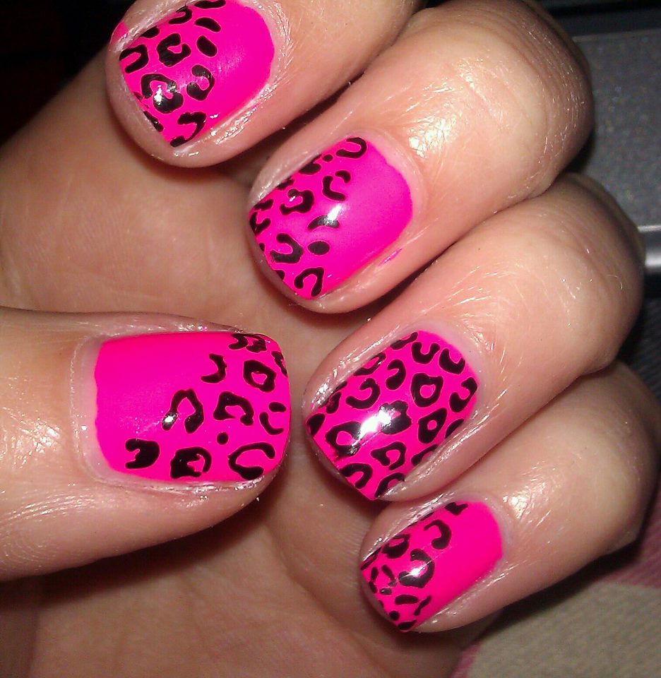 Scarletcow: Nails: Neon Leopard print.
