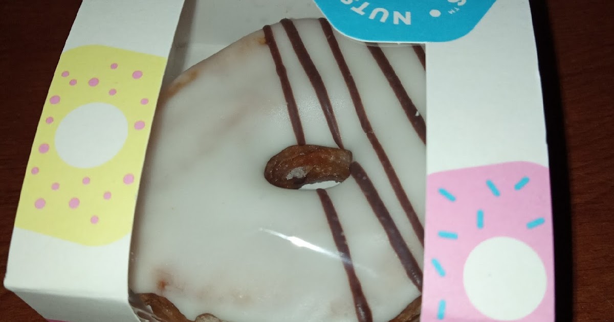 Supersupergirl's Food Reviews Marks Spencers milk and cookies yumnut