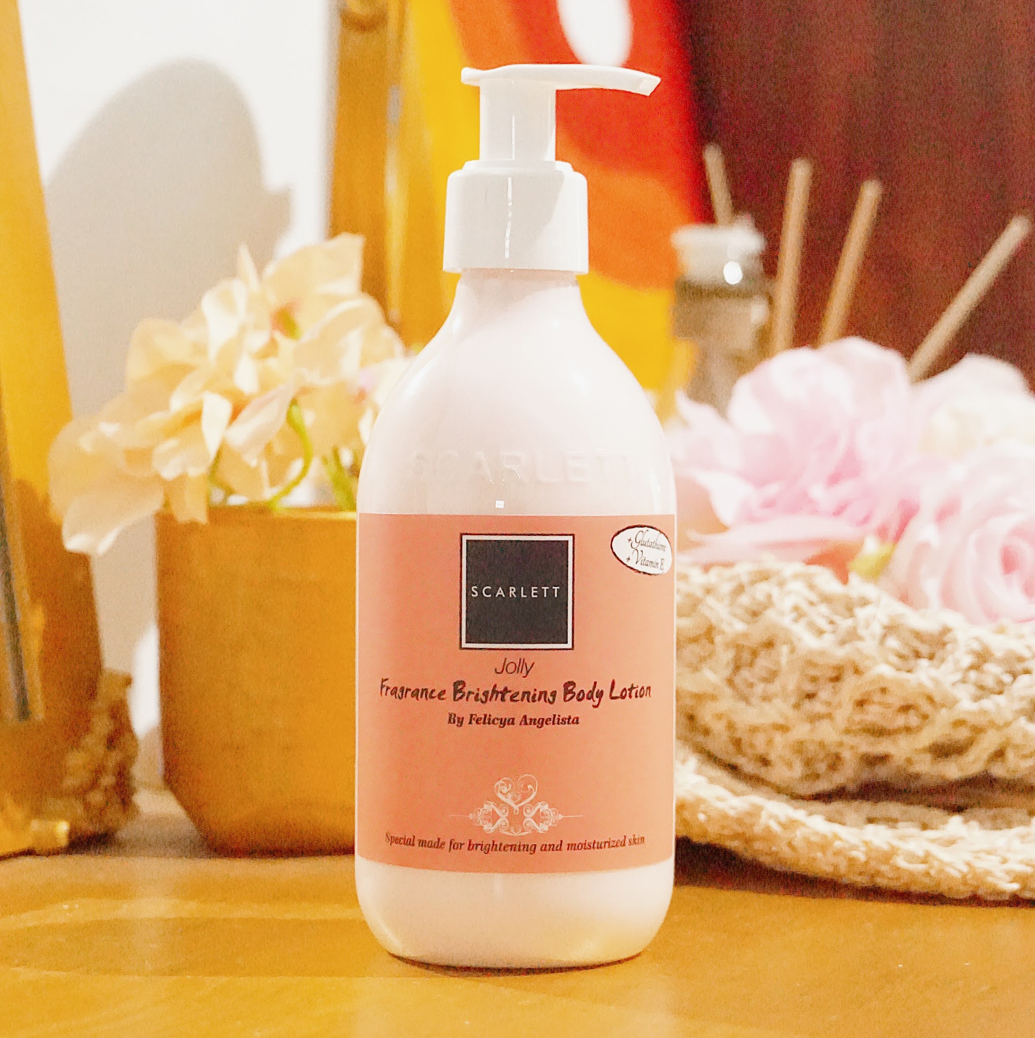 Review Scarlett Whitening Body Lotion Jolly, Wangi Parfum Mewah Apalagi