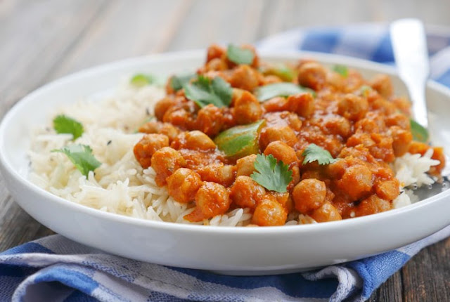 Healthy Butter Chickpeas #vegan #dinner